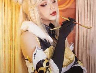 你以为只是一份草莓煎饼？Hana Bunny的写真集让你下载成瘾！